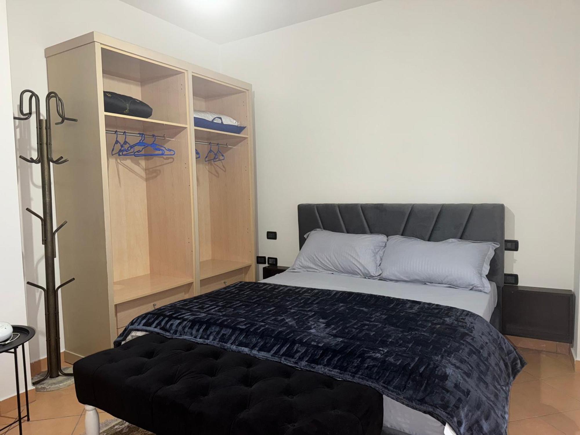 Am Apartment Тирана Екстериор снимка
